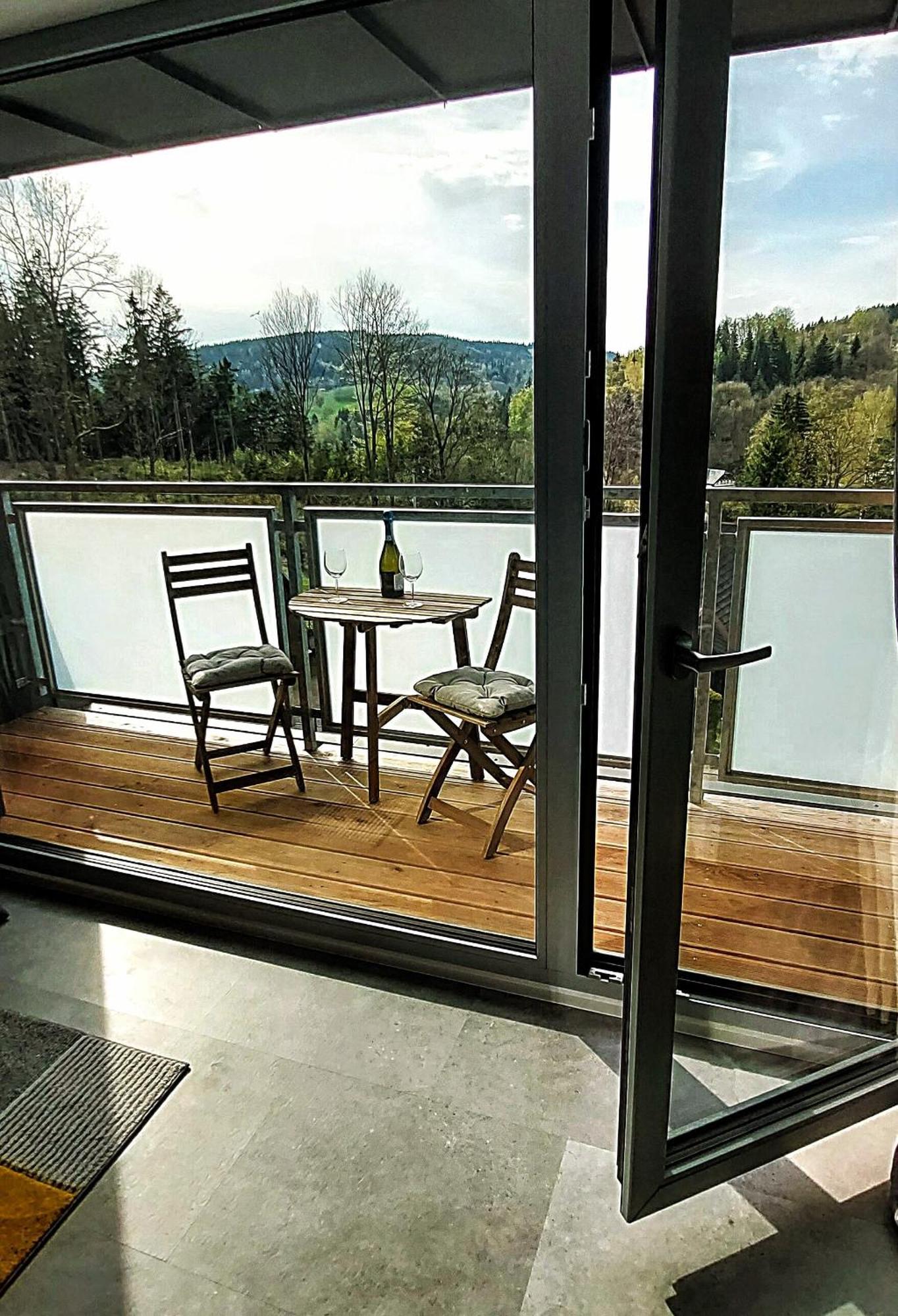 Apartman Na Kraji Lesa Janov nad Nisou Exterior foto